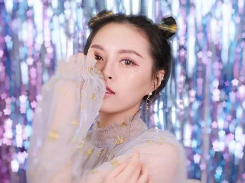 福利吧小仙女在线观看,在线观看，解锁甜蜜浪漫之旅